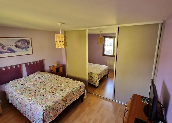 Privée Avec Jardin Alloggio in famiglia Clermont-Ferrand